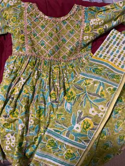 Girls anarkali suit