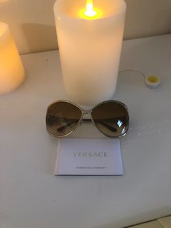 Versace sunglasses model 2098