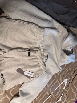 Essentials Set