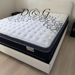 King size Mattress Pillow top 12"    new Mattress in a plastic sealed