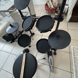 Alesis Turbo Mesh Electronic Drumset