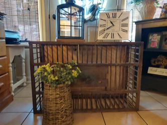 Antique Chicken Crate. In Great Condition! Looks Good Decorated Indoors or Outdoors