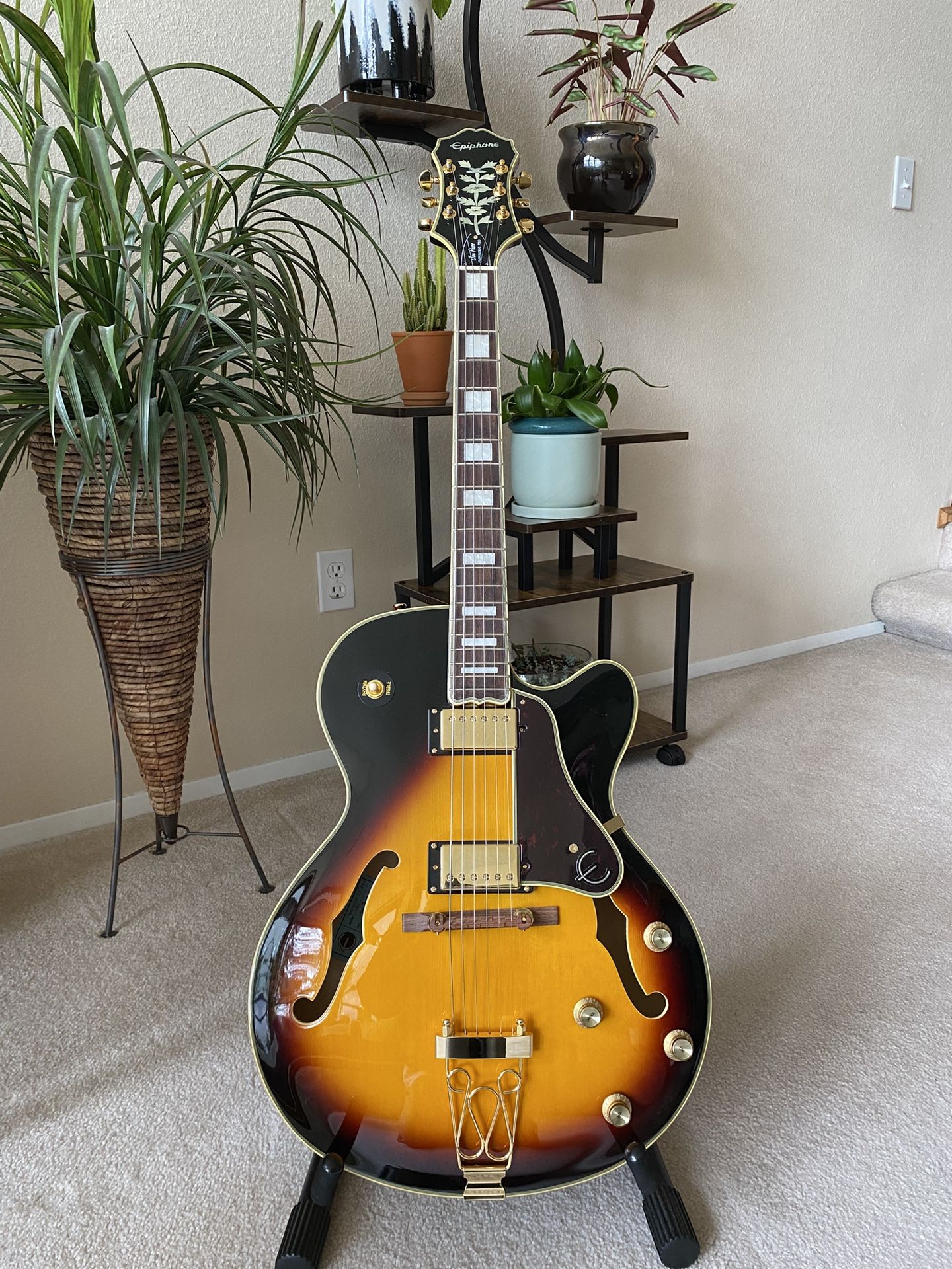 Epiphone Joe Pass Emperor II