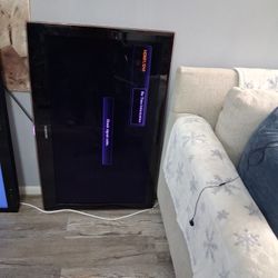 42 Inch Samsung t v 40$