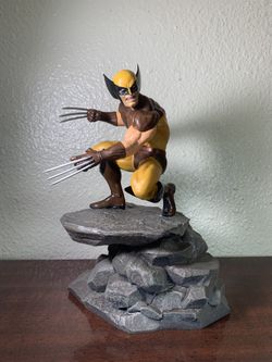 Diamond Select Wolverine statue