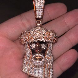 Jesus Pendant 