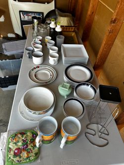 Lot of Kitchenware, Utensils, Plates, Cups, Dishes perfect for college students or BNB hosts