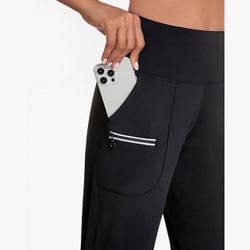 Light Weight Joggers Quick Dry Size: XL