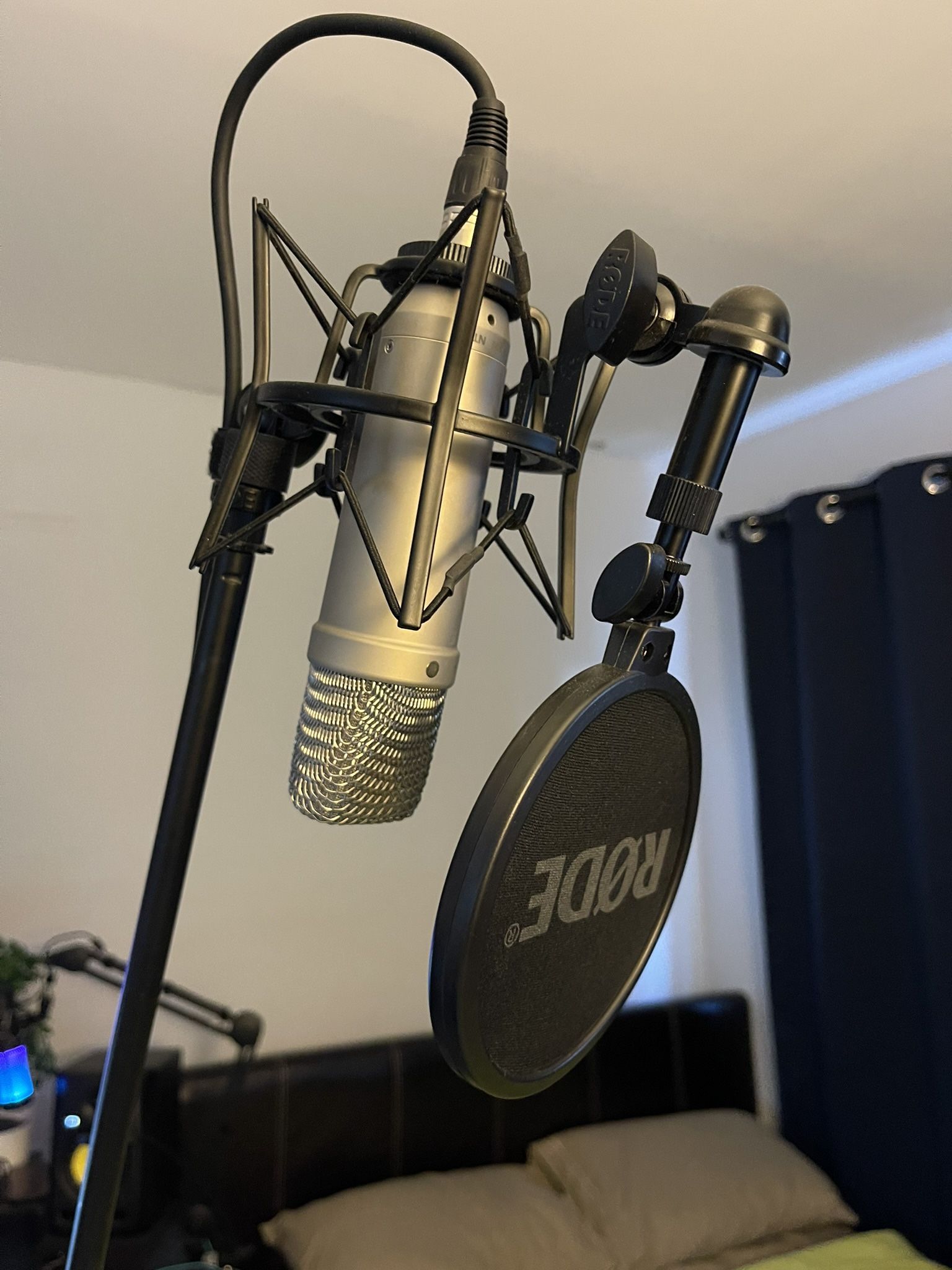 Rode NT1-A Condenser Microphone Large-Diaphragm