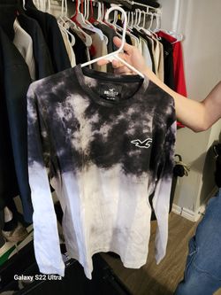 Hollister Size L  