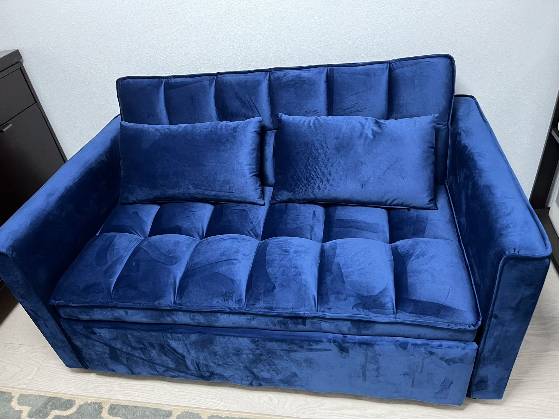 Coach / recliner / Loveseat - Velvet - Barely Used