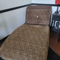 Leopard Chaise