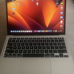 MacBook Air 8GB Memory And 256GB SSD