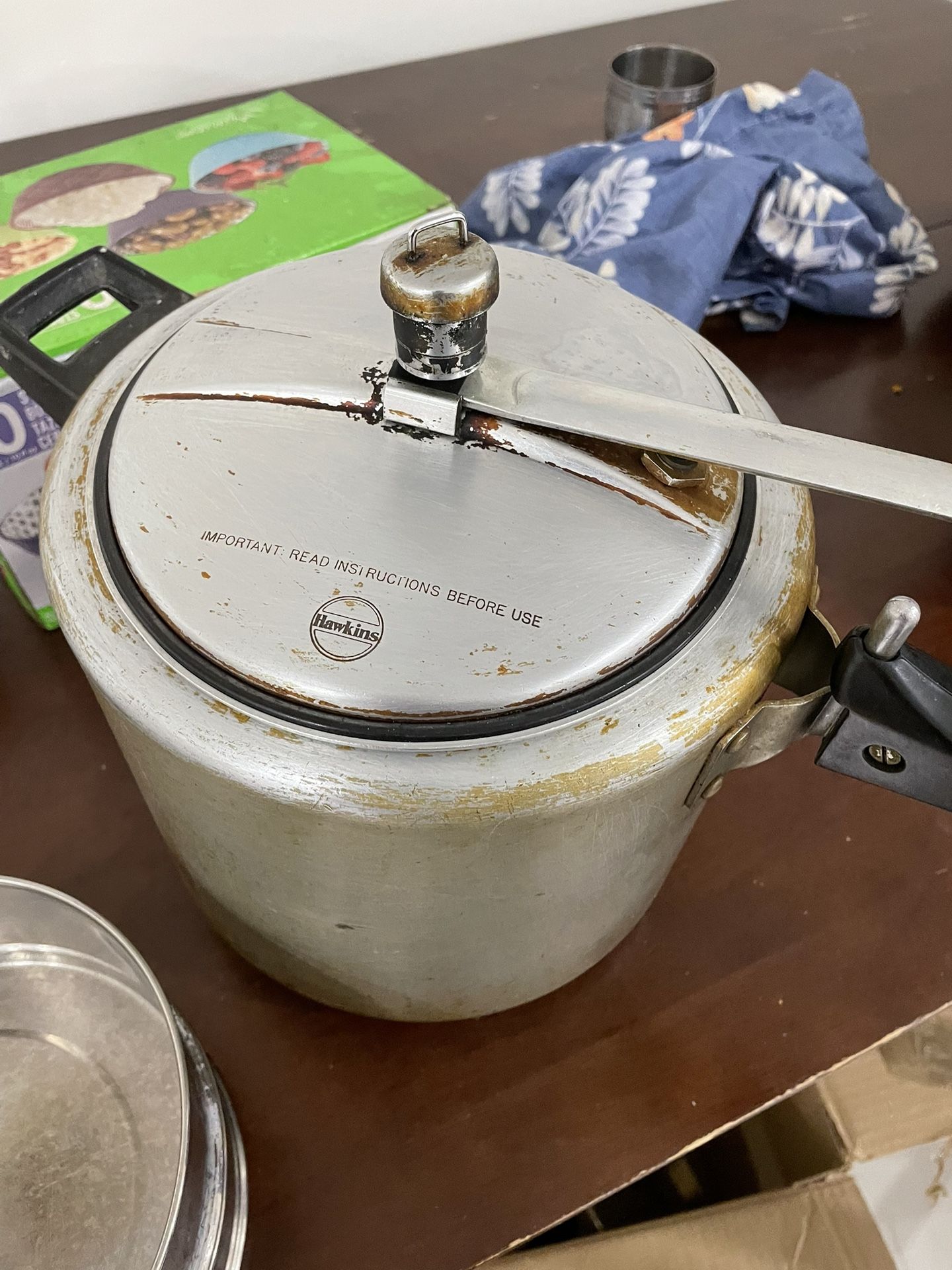 Pressure cooker Hawkins Large