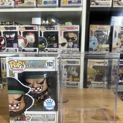 NEW IN HAND EXCLUSIVE Marshall D. Teach W/ HARDSTACK One Piece Funko Pop #1921