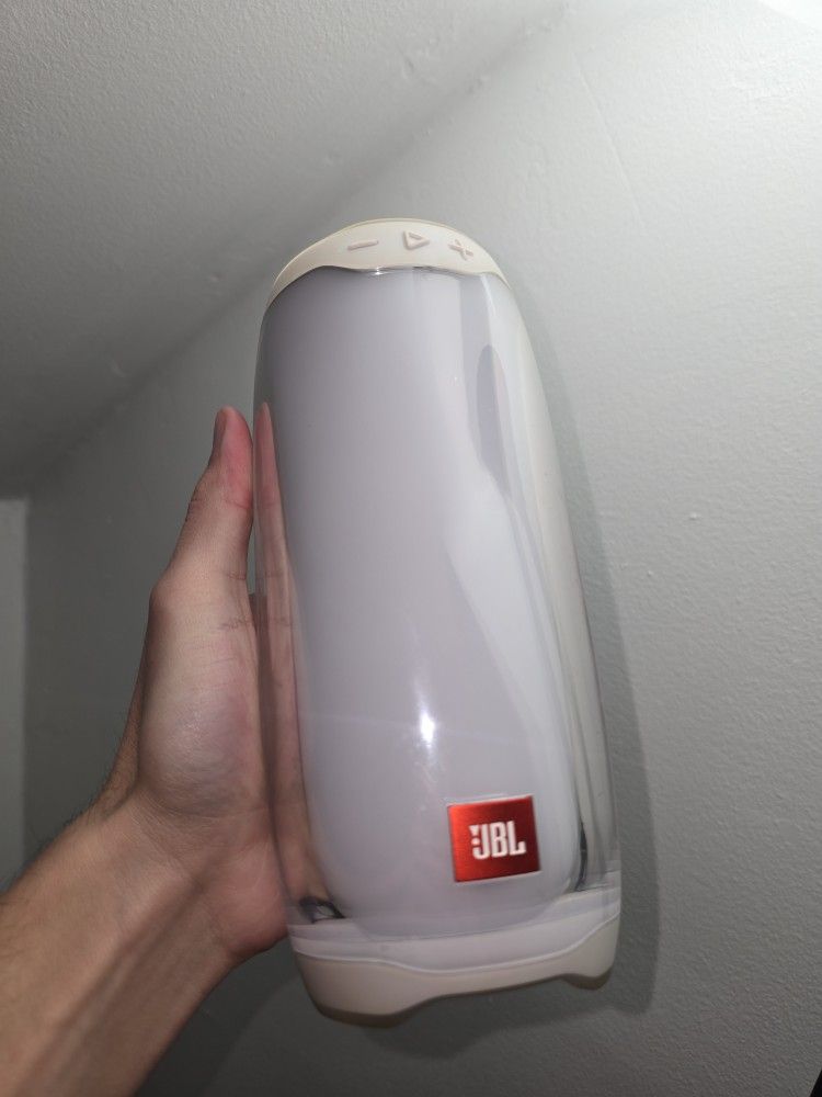 JBL Pulse 4