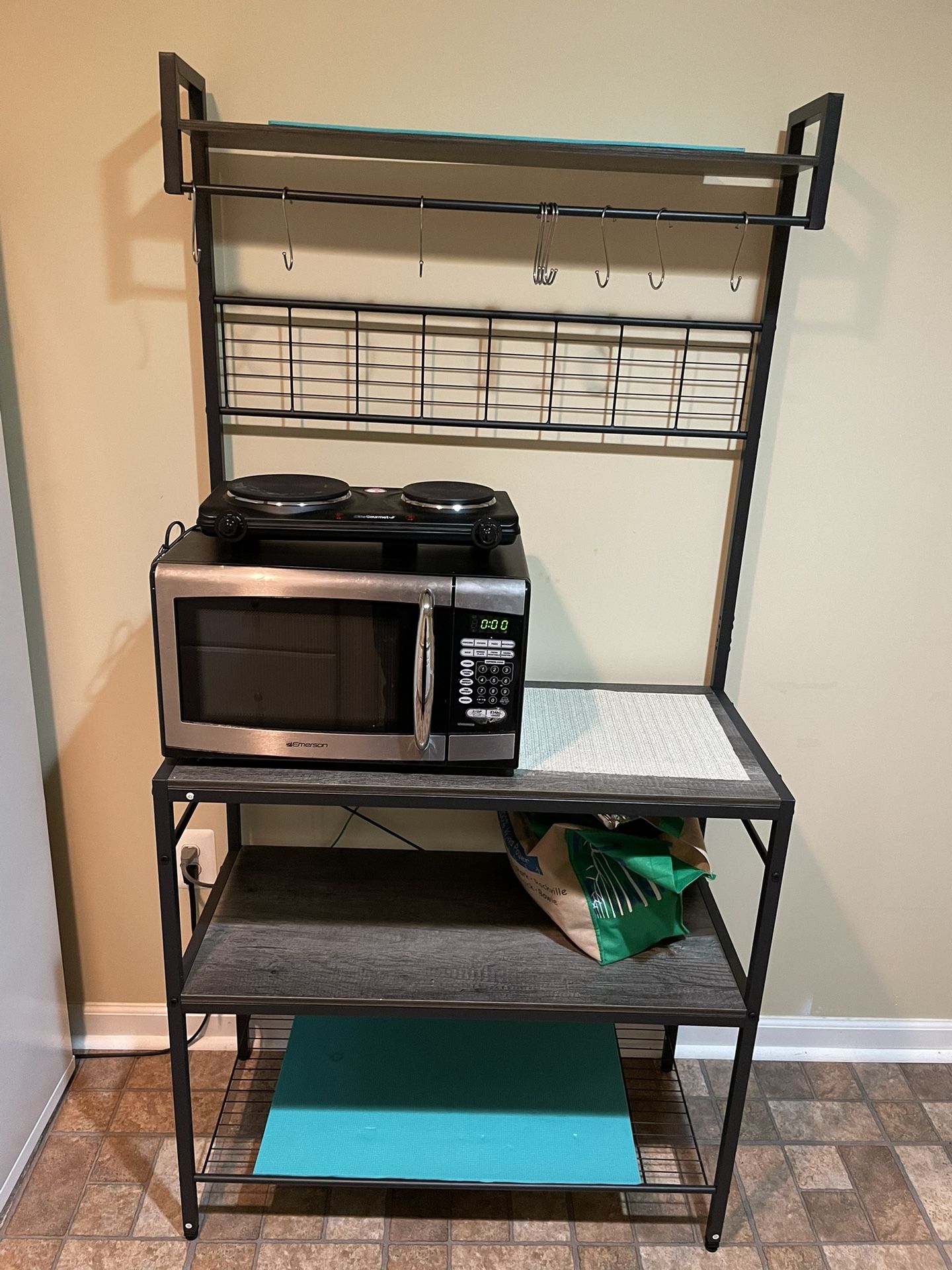 Baker’s Rack