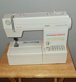 Pfaff Hobbymatic 935