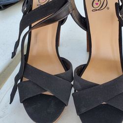Black Beautiful Heels