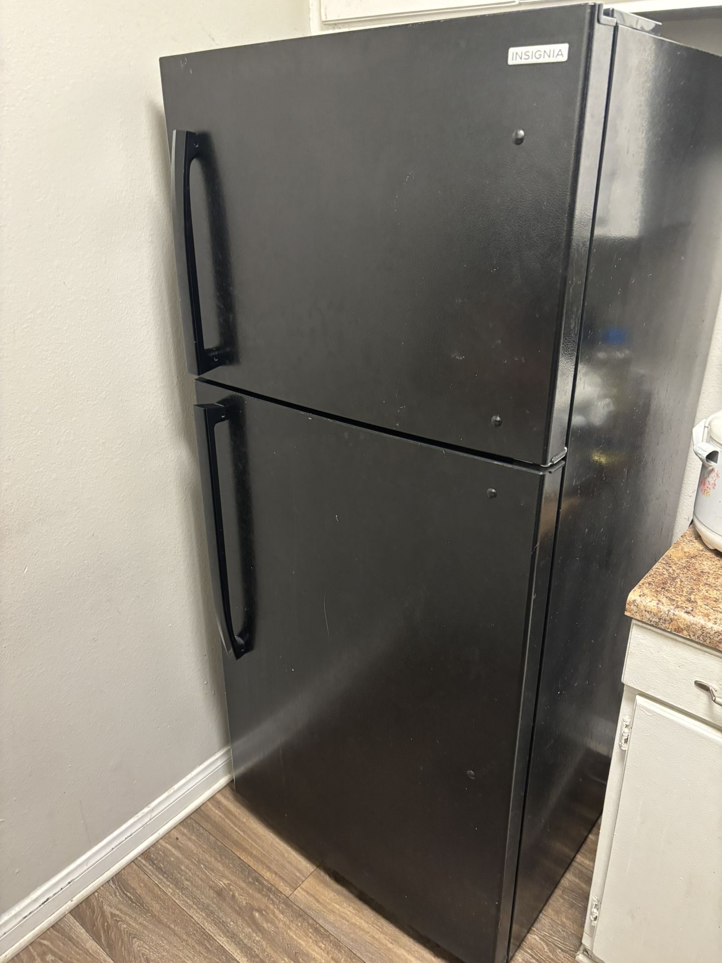 Insignia Refrigerator