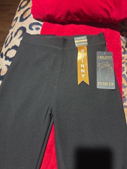 Brand new black leggings size M