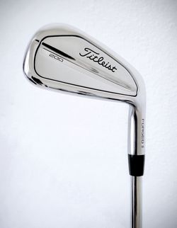 Titleist T-200 Irons