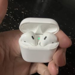 AirPods 