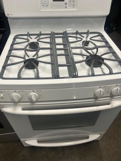 GE Gas Stove