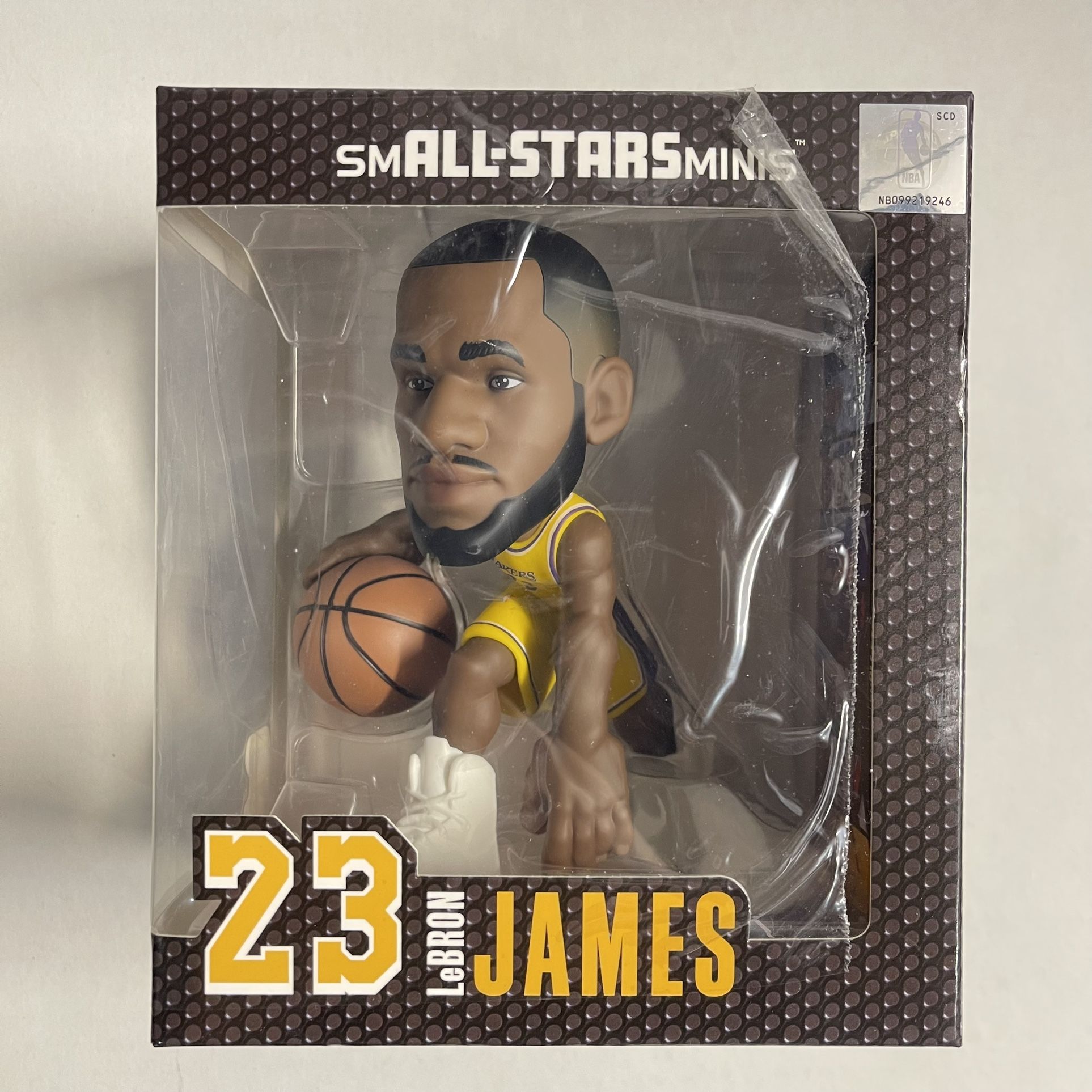 (NEW) Lebron James ⛹🏾‍♂️ #23 (6”) MINI LA Lakers smALL STARS ✨🏀  