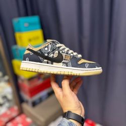Nike Shoe 42