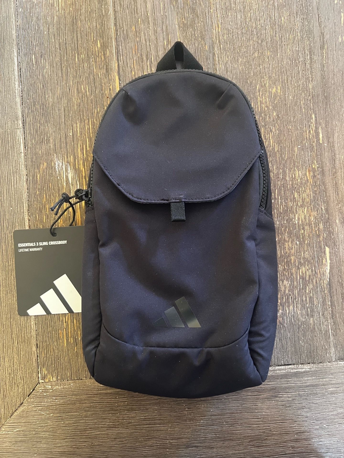 Adidas essentials crossbody bag