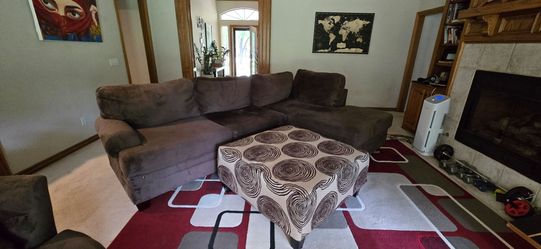 Sectional Couch with Ottoman