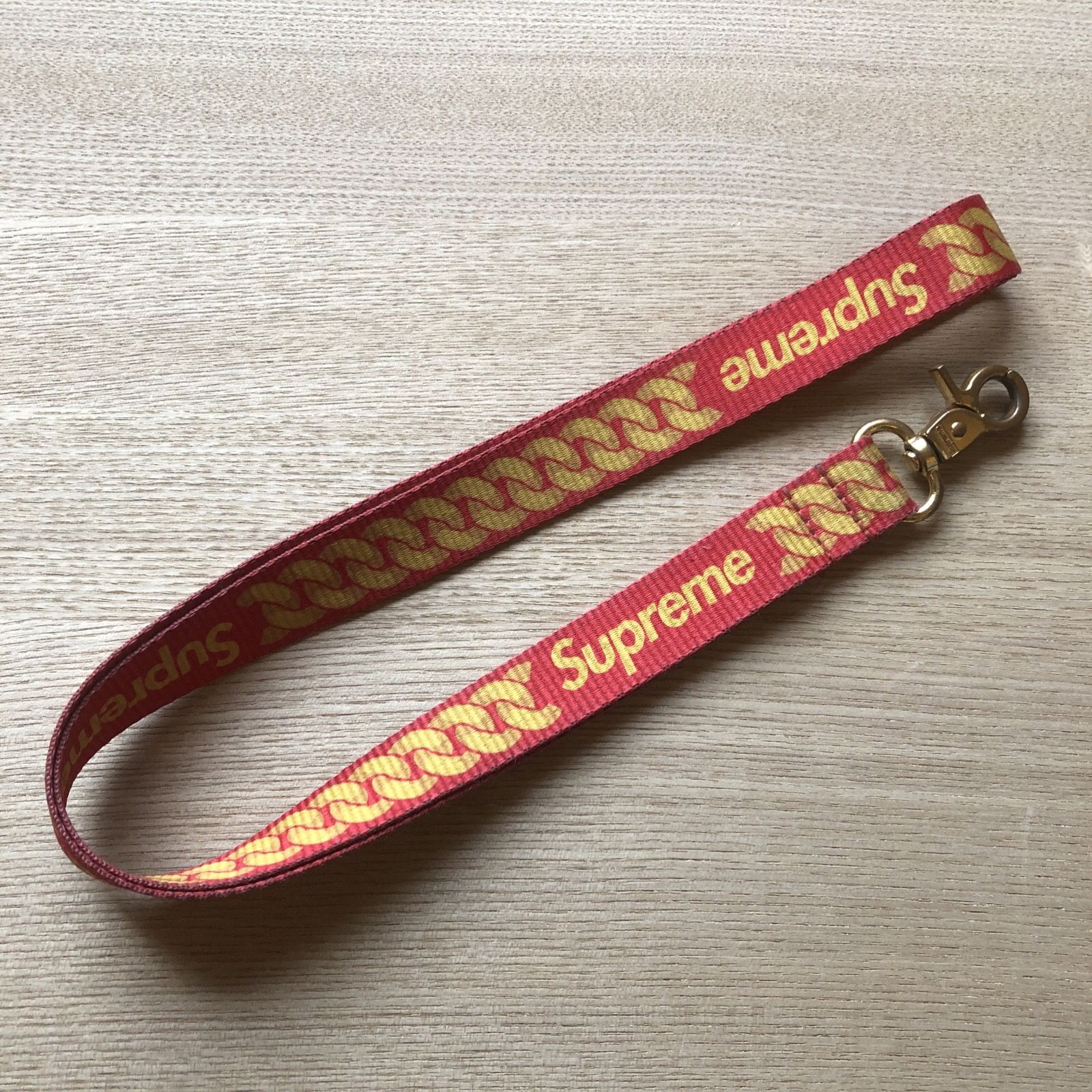 Supreme Lanyard Chain Links Cuban Red Gold 