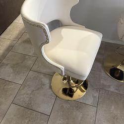 Brand new kitchen chair in box. Never used. 1 chair