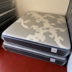 Brand New King Size Mattress 14” Pillow Top, Premium Comfort at the Best Price, Same Day Delivery Available, Call or Message Us Today