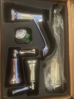 MOEN- 2 Handle Chrome Water Faucet
