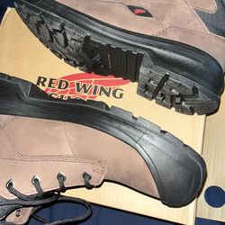 Red WING BOOTS NEW 
