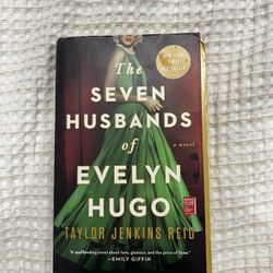 Evelyn Hugo Book