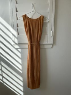 UNIQLO Yellow Pleated Dress (Never Been Worn) for Sale in Brea, CA - OfferUp UNIQLO Yellow Pleated Dress (Never Been Worn) for Sale in Brea, CA - OfferUp