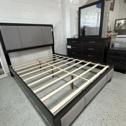 NEW BEDROOM SET QUEEN SIZE SET 