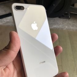 iPhone 8 Plus 64GB Factory Unlocked 