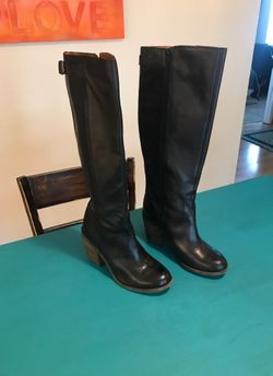 Lucky Brand (Black) Women’s boot size 8.5