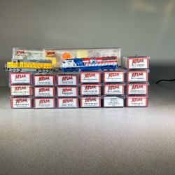 N Scale Locomotives. ATLAS. 21 Of Them. One With Custom Paint.