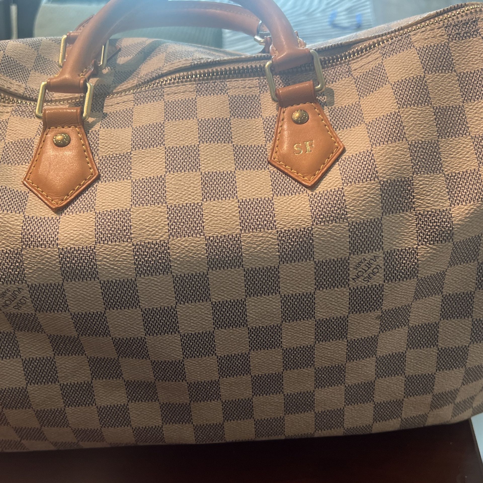 Louis Vuitton Speedy