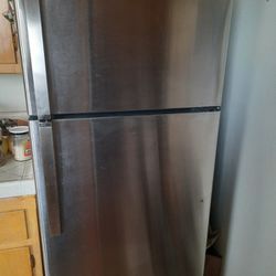 Refrigerator And Freezer 
