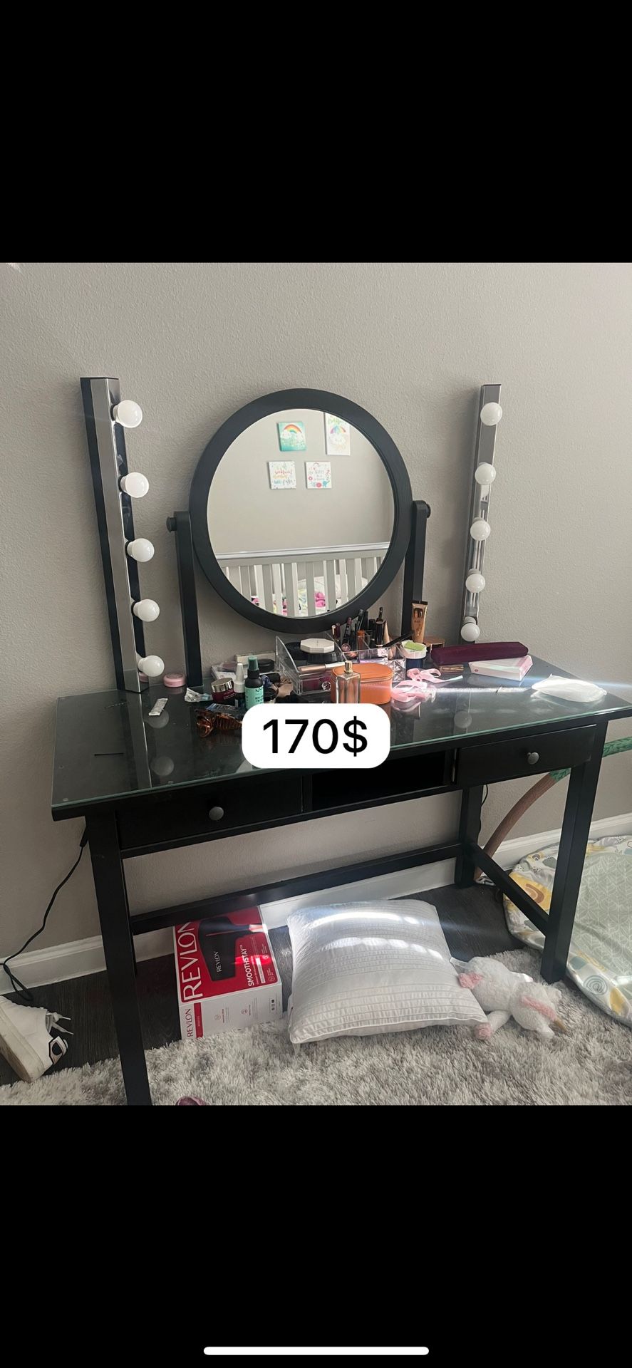 Makeup Table