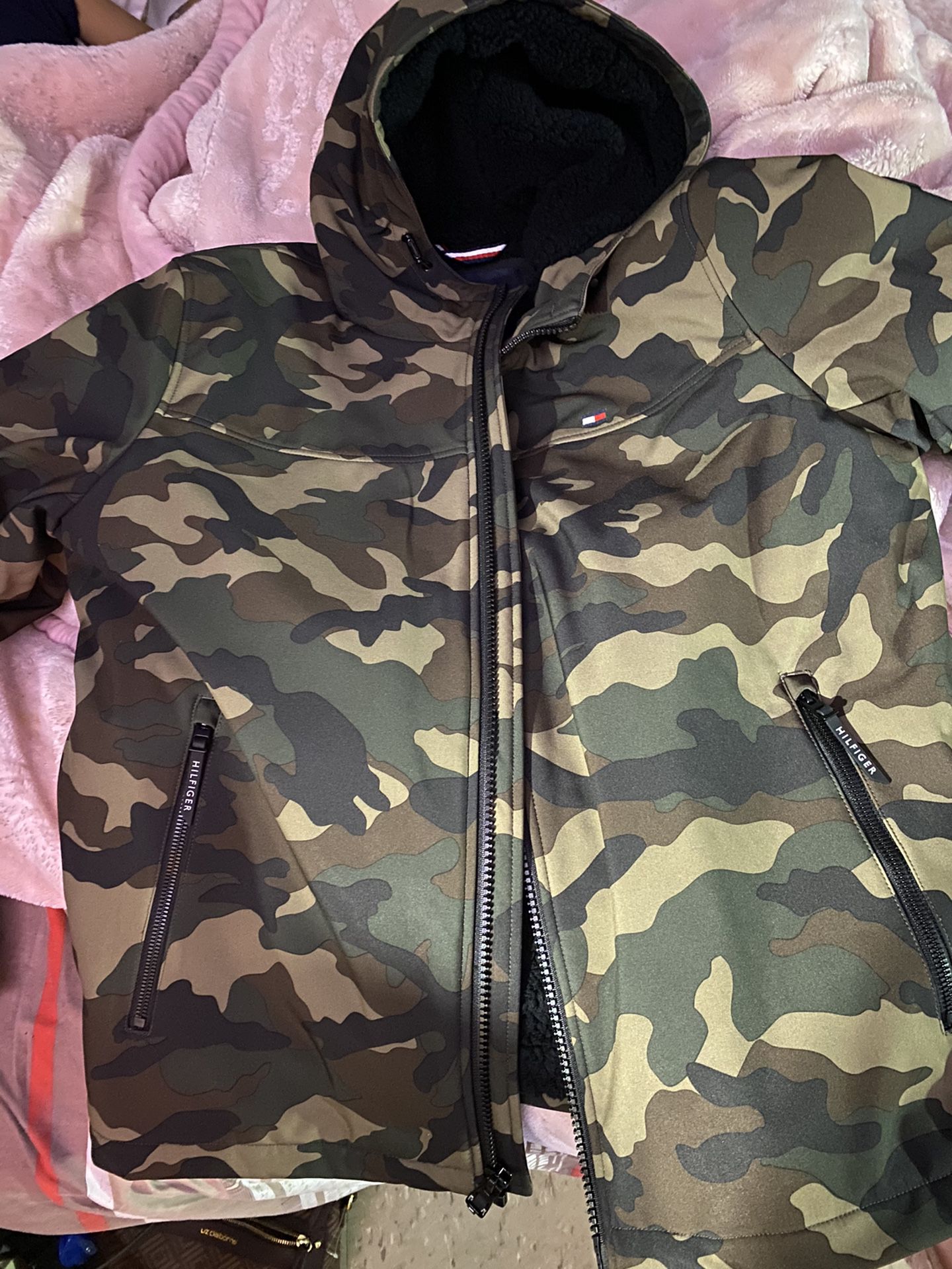 Tommy Hilfiger camouflage jacket/coat New (L)