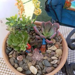 Decorative Pot
