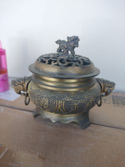 Antique Chinese Tibet Lion Dog Brass Incense Burner
