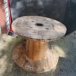 Wooden spool